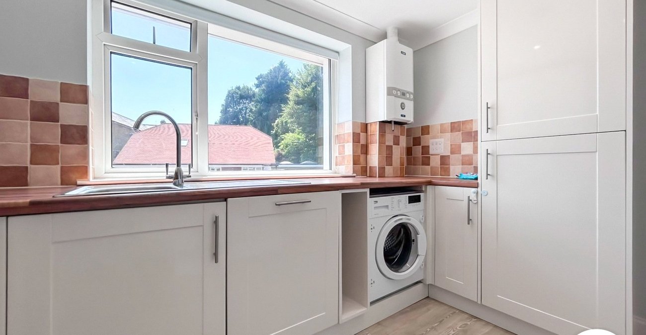 2 bedroom property to rent in Maidstone | Robinson Michael & Jackson