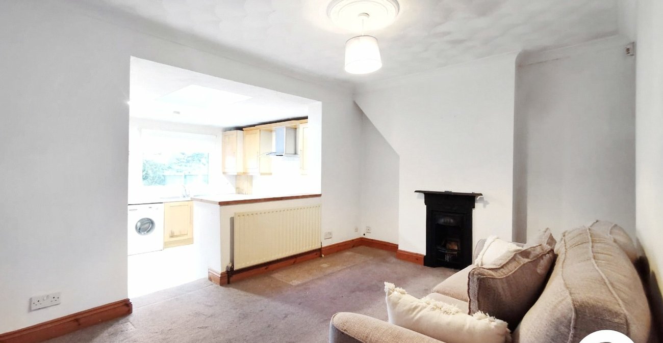 2 bedroom house to rent in Dartford | Robinson Jackson