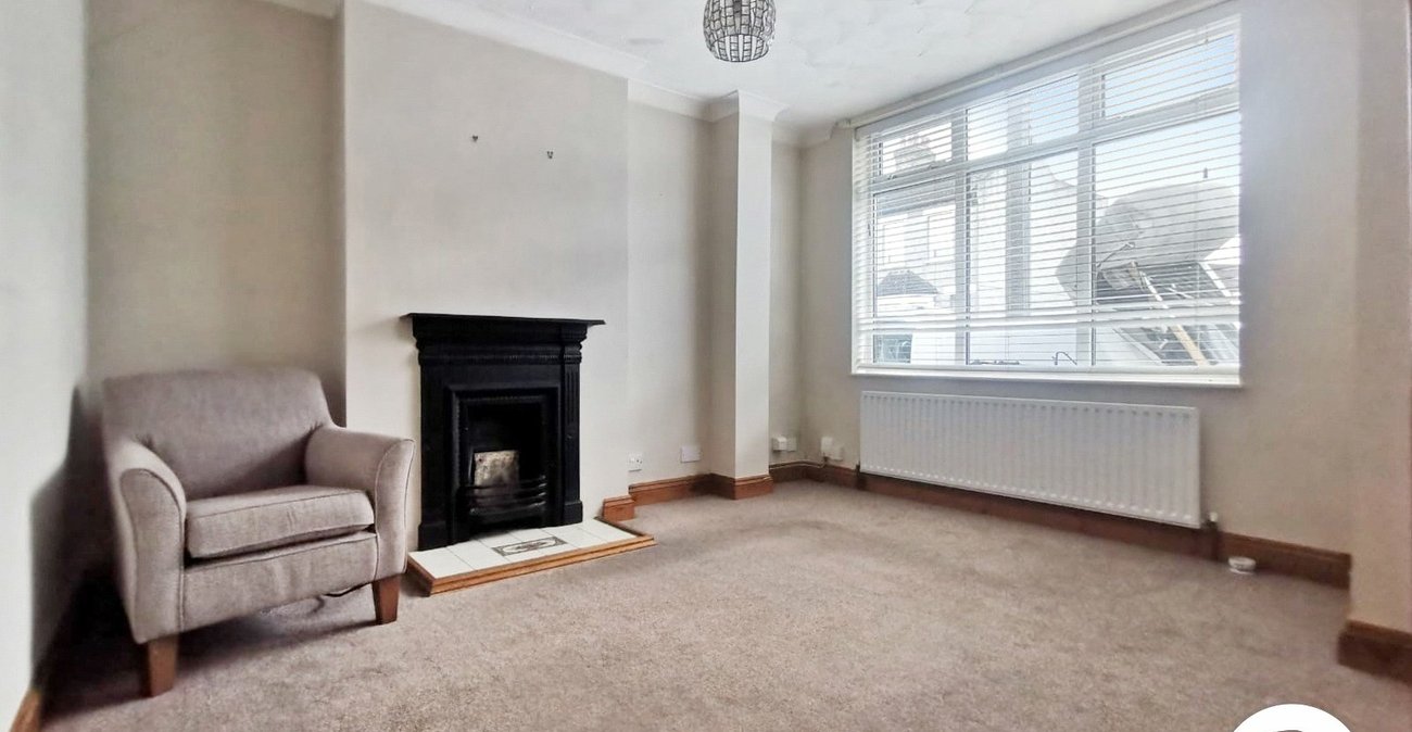 2 bedroom house to rent in Dartford | Robinson Jackson