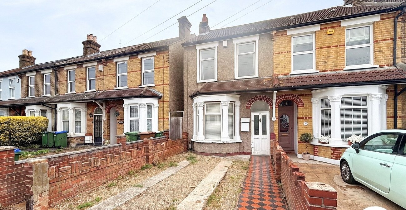2 bedroom house to rent in Welling | 