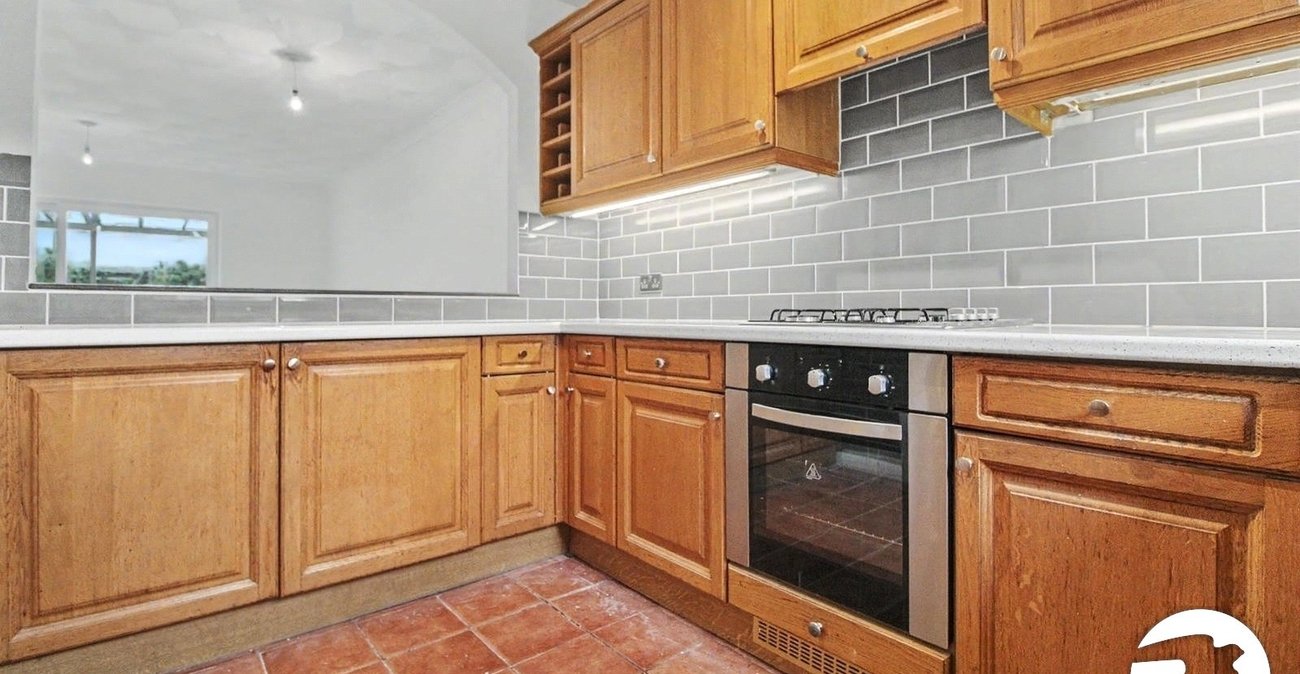 4 bedroom house to rent in Gravesend | Robinson Michael & Jackson