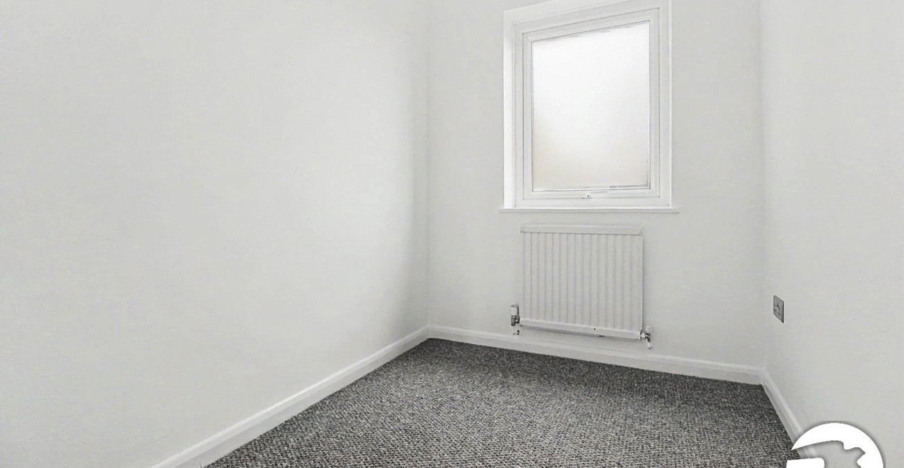 4 bedroom house to rent in Gravesend | Robinson Michael & Jackson