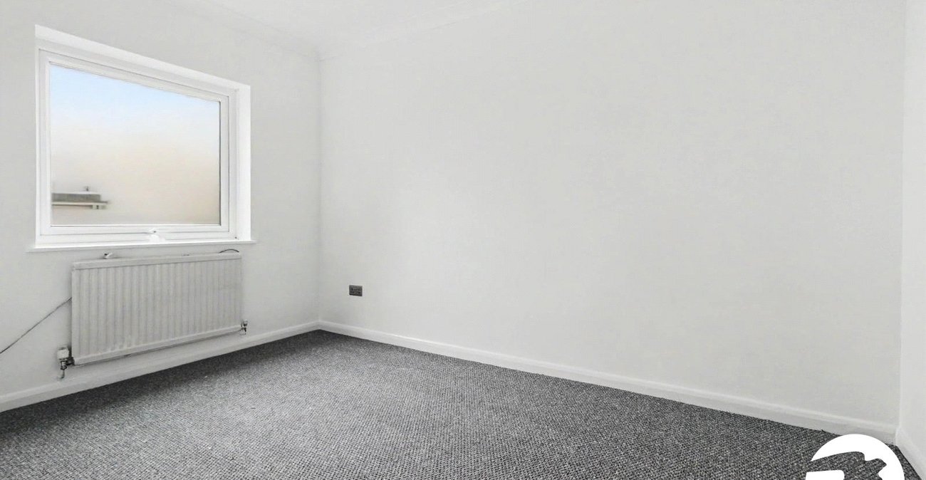 4 bedroom house to rent in Gravesend | Robinson Michael & Jackson