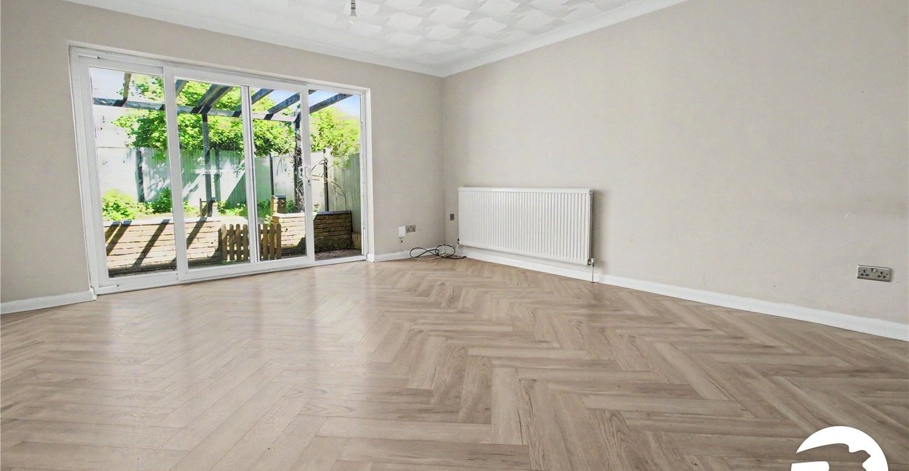 4 bedroom house to rent in Gravesend | Robinson Michael & Jackson