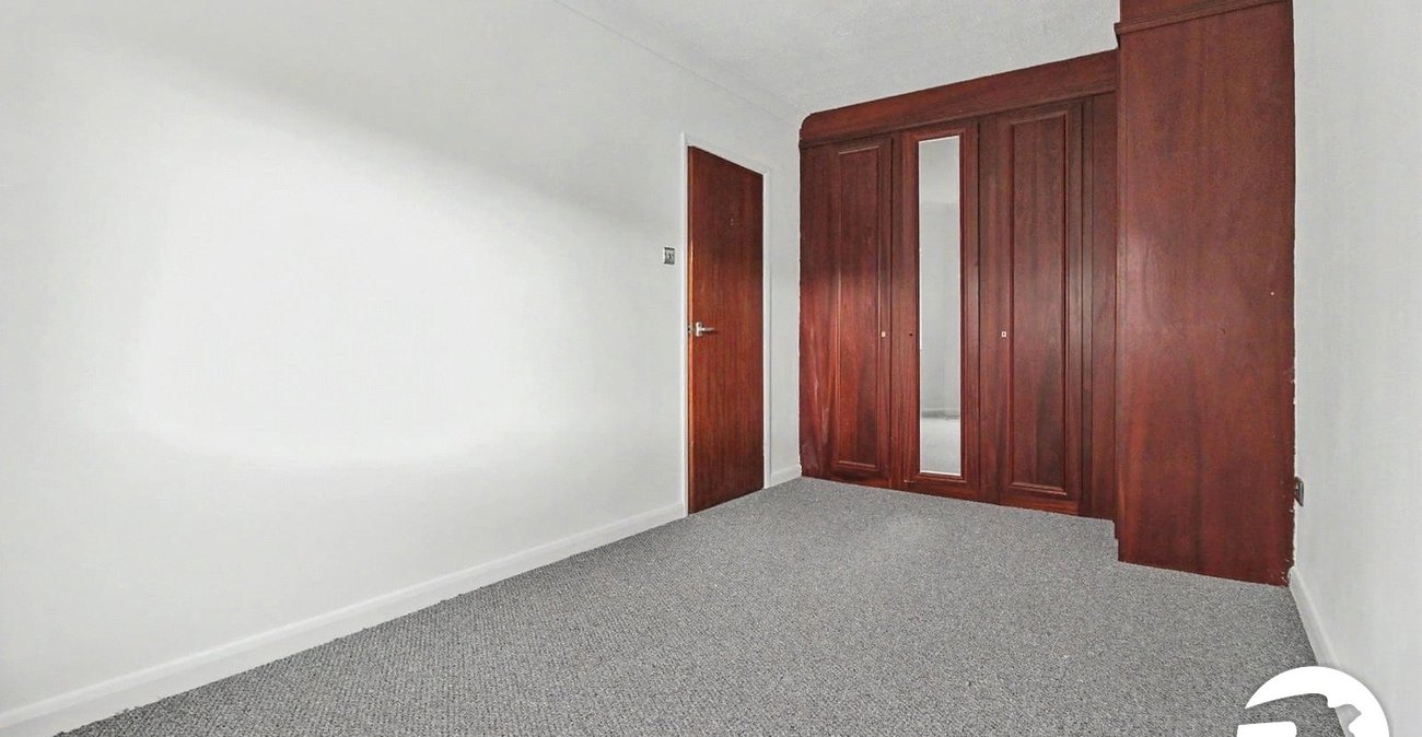 4 bedroom house to rent in Gravesend | Robinson Michael & Jackson