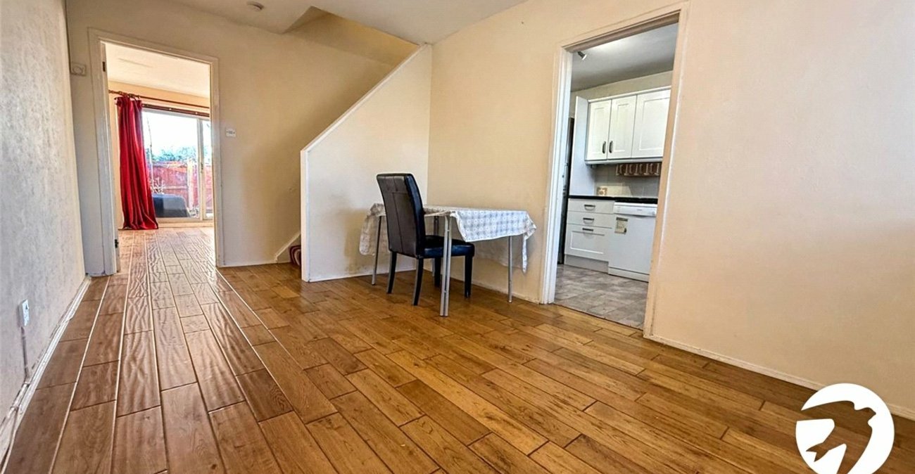 3 bedroom house to rent in Orpington | Robinson Jackson