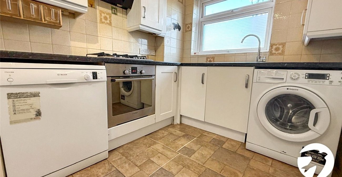 3 bedroom house to rent in Orpington | Robinson Jackson