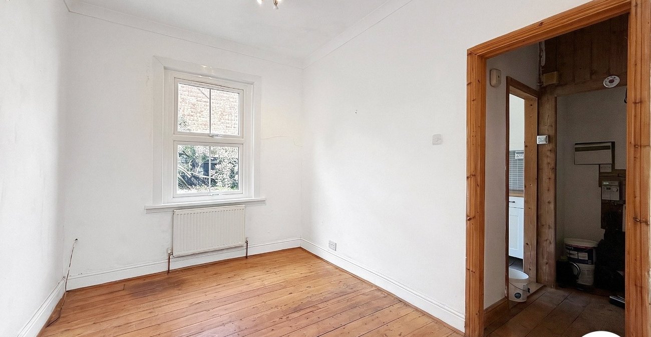 2 bedroom house to rent in London | 