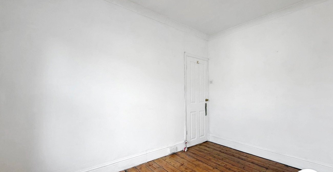 2 bedroom house to rent in London | 
