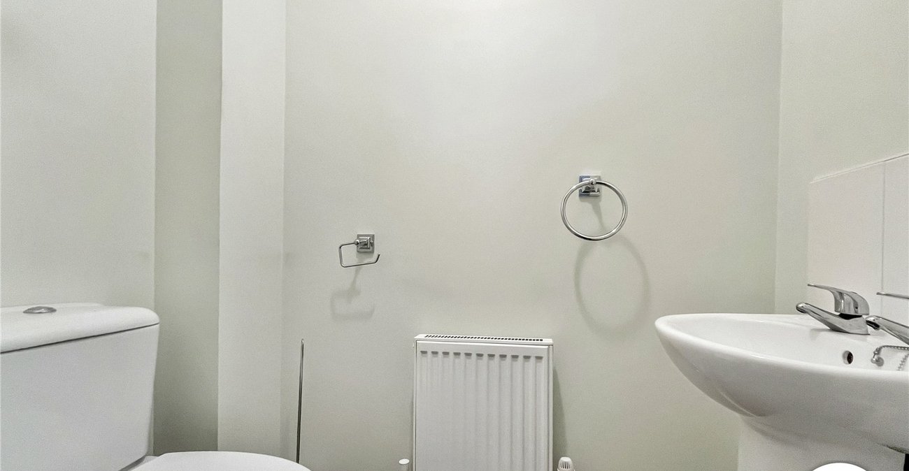 3 bedroom house to rent in Sittingbourne | Robinson Michael & Jackson