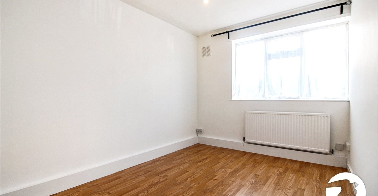 2 bedroom property to rent in Catford | Robinson Jackson