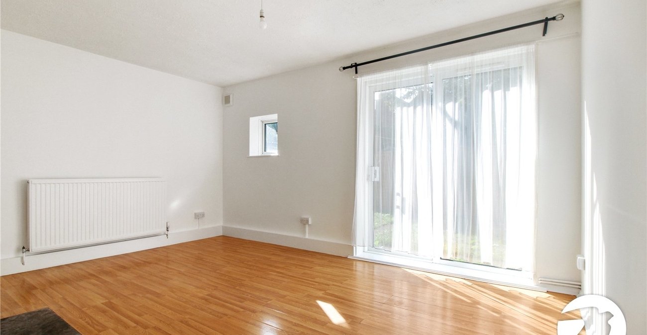 2 bedroom property to rent in Catford | Robinson Jackson