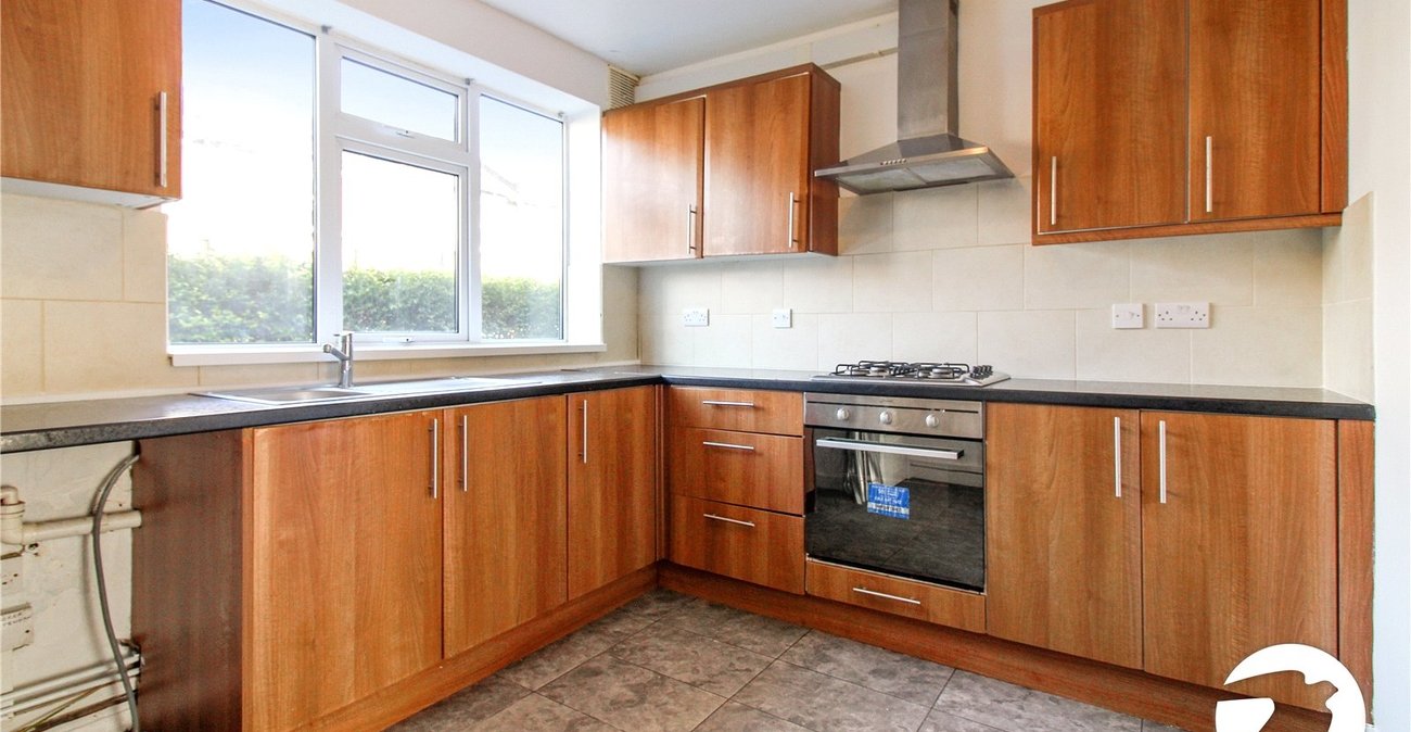 2 bedroom property to rent in Catford | Robinson Jackson