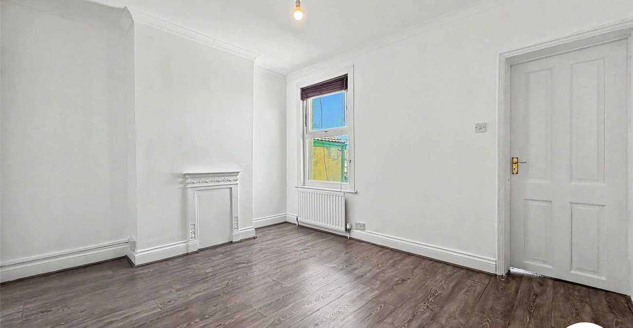 2 bedroom house to rent in Gillingham | Robinson Michael & Jackson