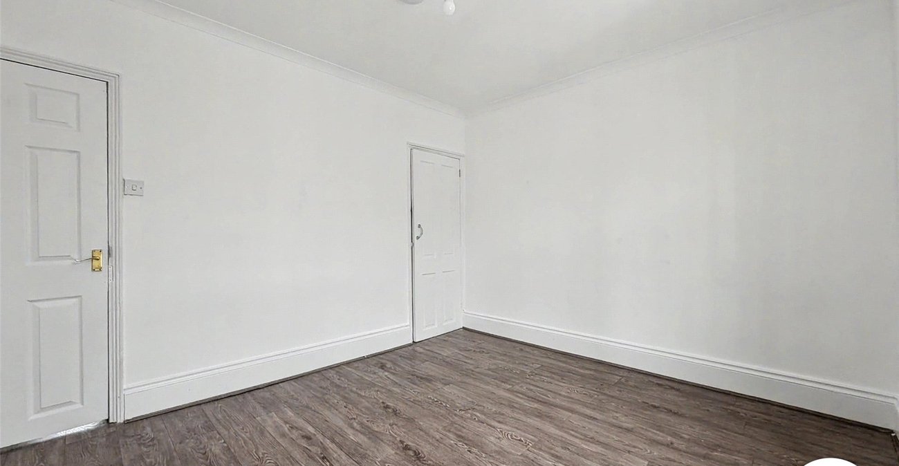 2 bedroom house to rent in Gillingham | Robinson Michael & Jackson