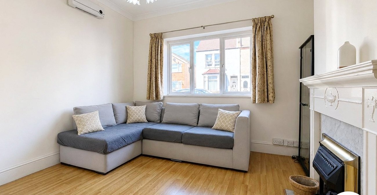 3 bedroom house to rent in Welling | 
