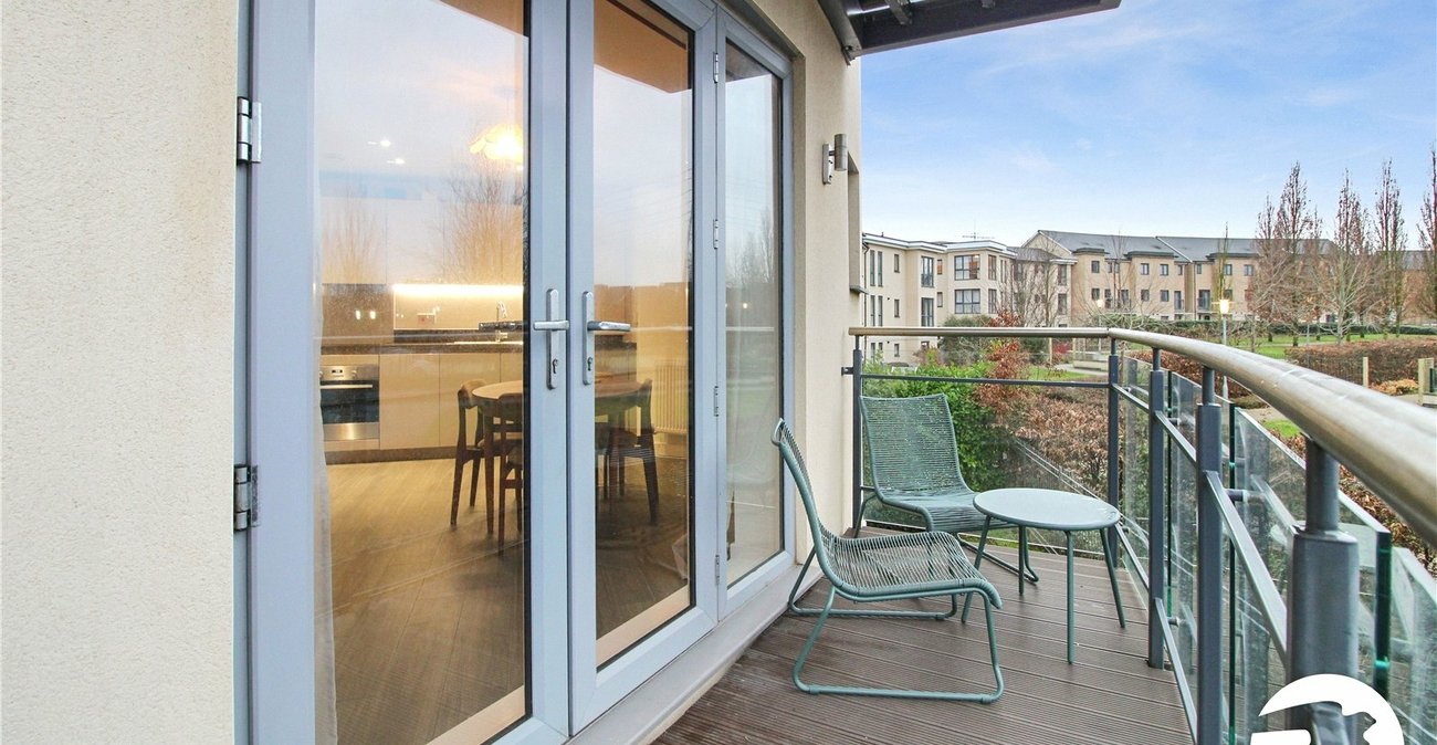 2 bedroom property to rent in Northfleet | Robinson Michael & Jackson