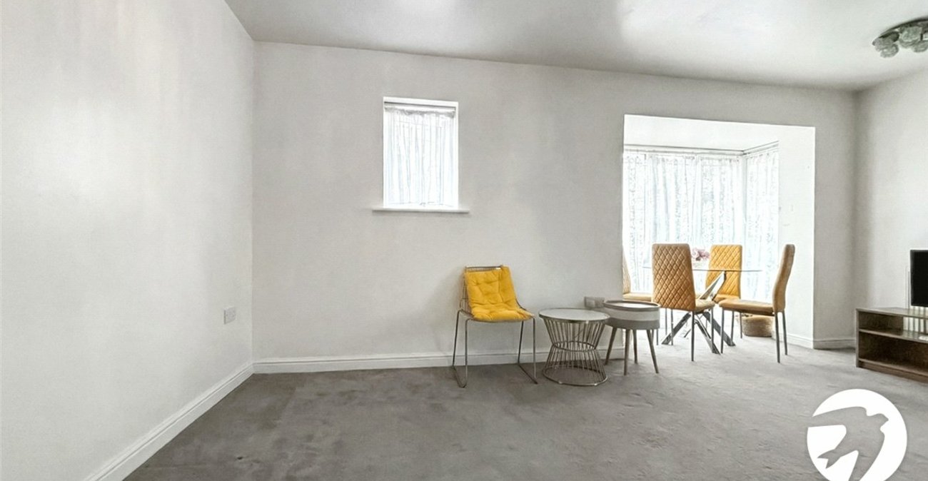2 bedroom property to rent in Swanley | Robinson Jackson