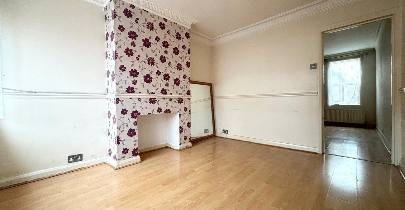 2 bedroom house to rent in Dartford | Robinson Jackson