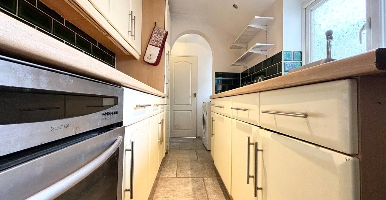 2 bedroom house to rent in Dartford | Robinson Jackson