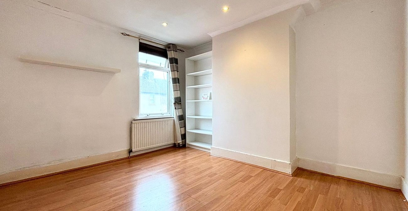 2 bedroom house to rent in Dartford | Robinson Jackson
