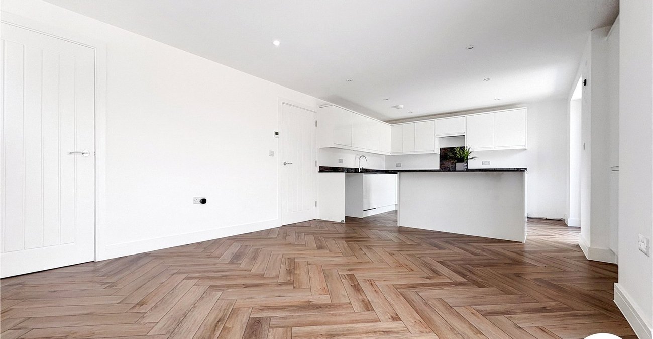 3 bedroom house to rent in Lynsted | Robinson Michael & Jackson