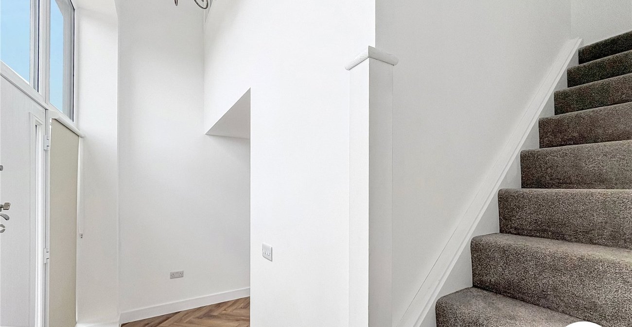 3 bedroom house to rent in Lynsted | Robinson Michael & Jackson