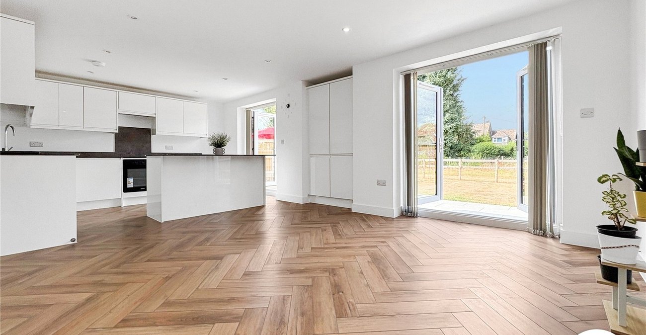 3 bedroom house to rent in Lynsted | Robinson Michael & Jackson