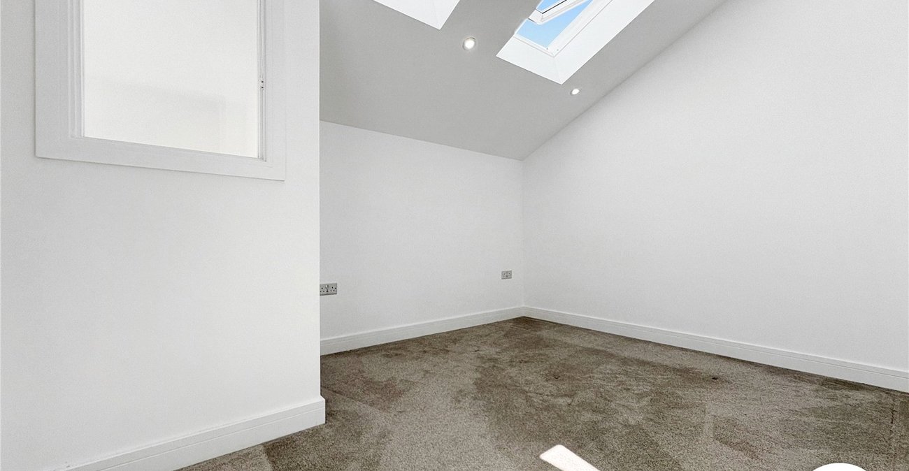 3 bedroom house to rent in Lynsted | Robinson Michael & Jackson