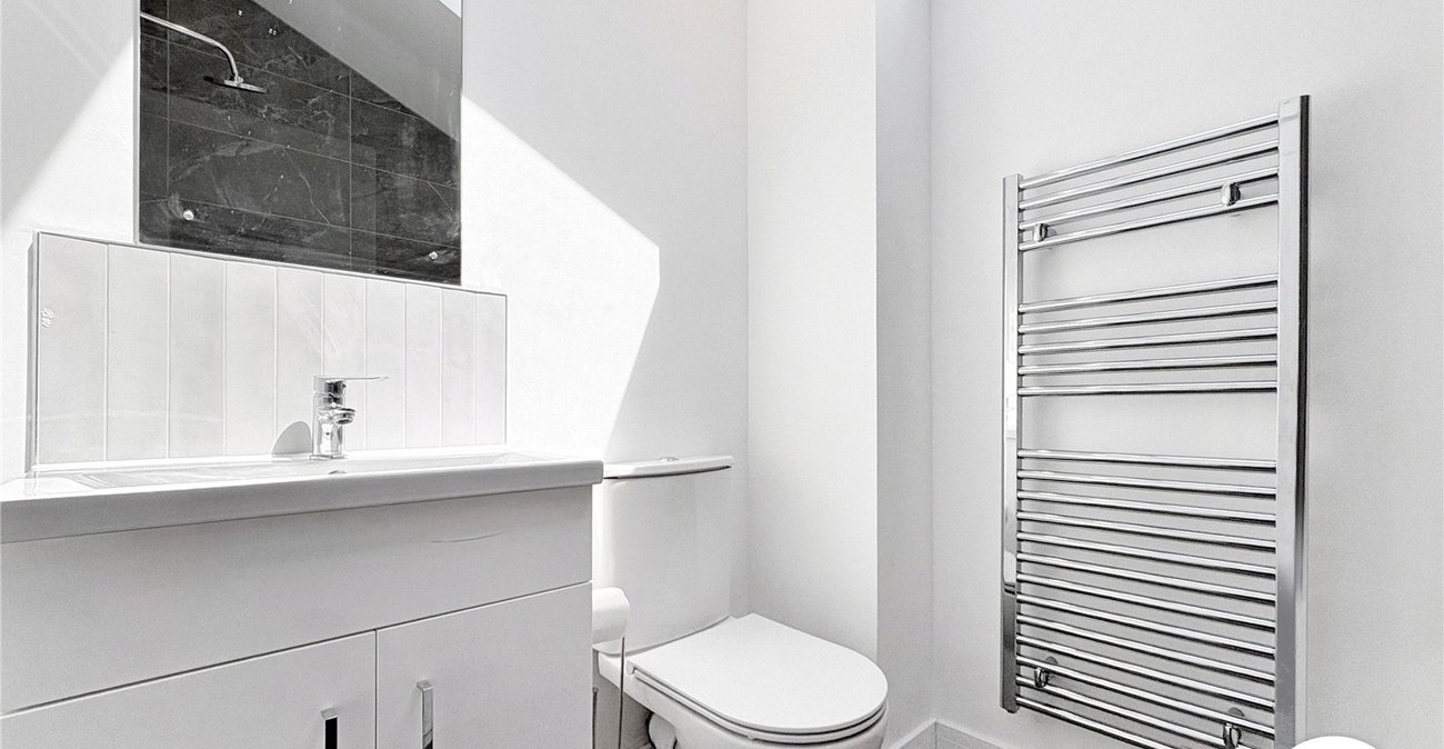 3 bedroom house to rent in Lynsted | Robinson Michael & Jackson