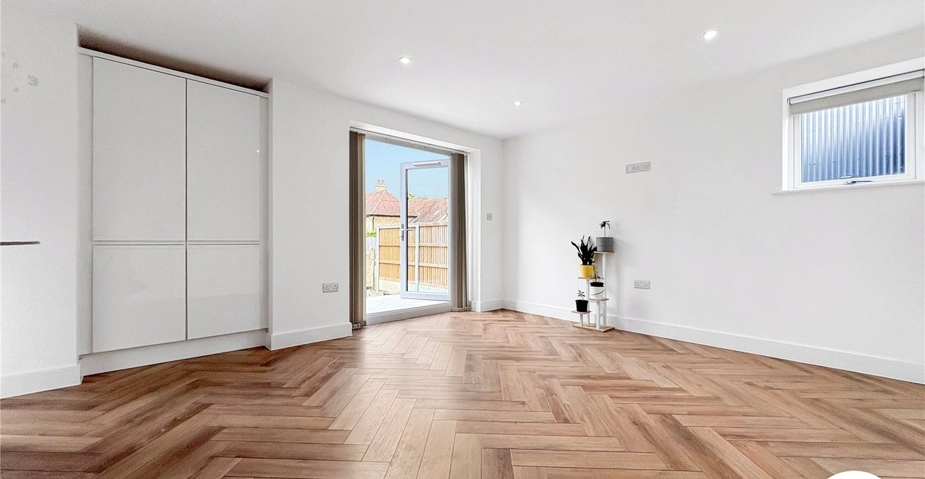 3 bedroom house to rent in Lynsted | Robinson Michael & Jackson