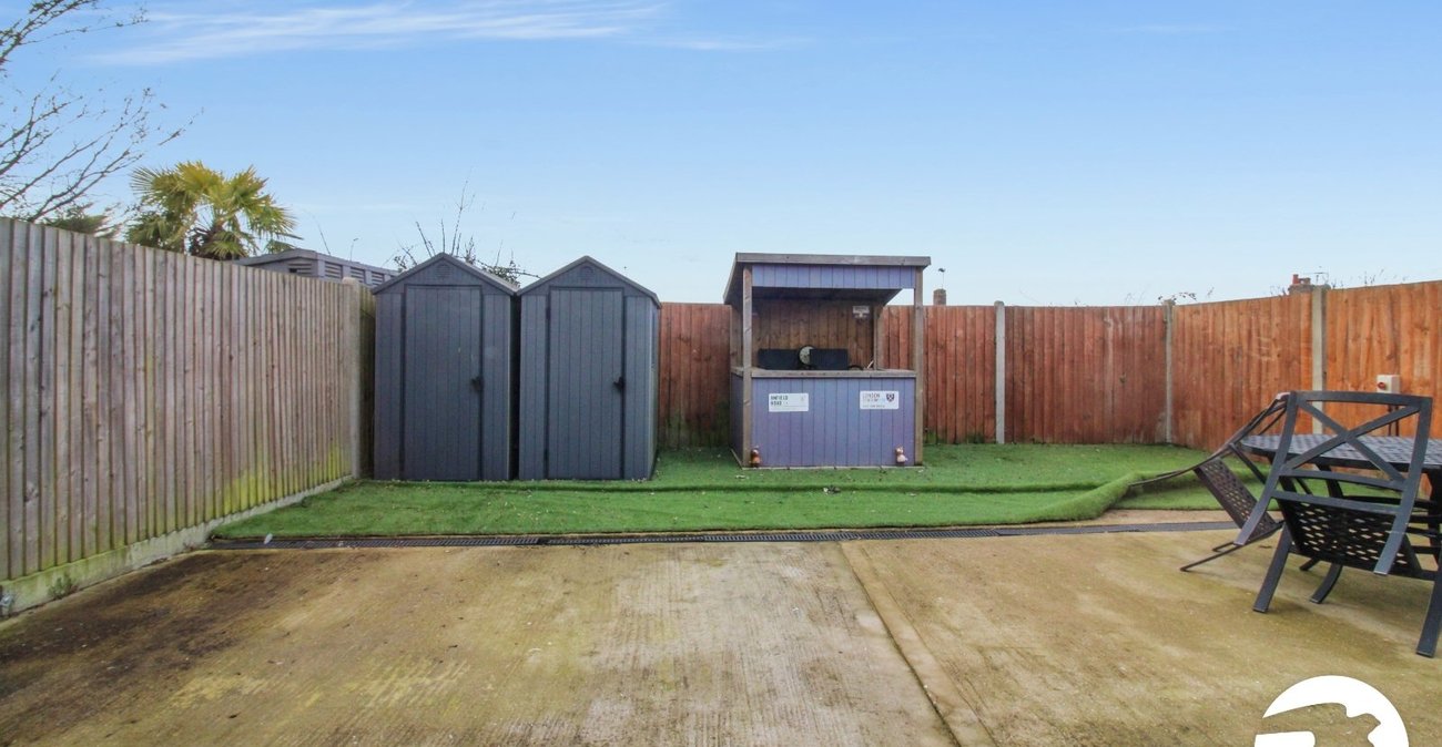 3 bedroom house to rent in Gravesend | Robinson Michael & Jackson