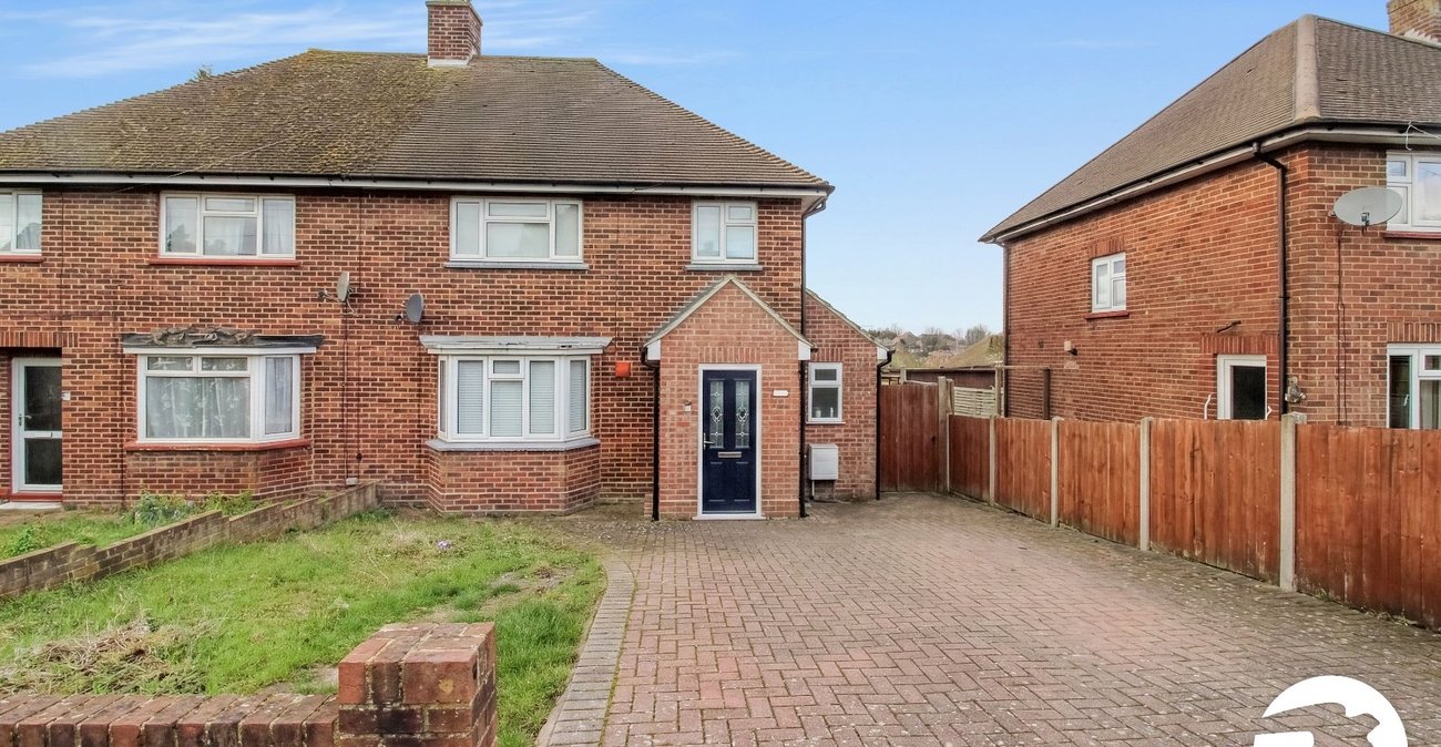 3 bedroom house to rent in Gravesend | Robinson Michael & Jackson
