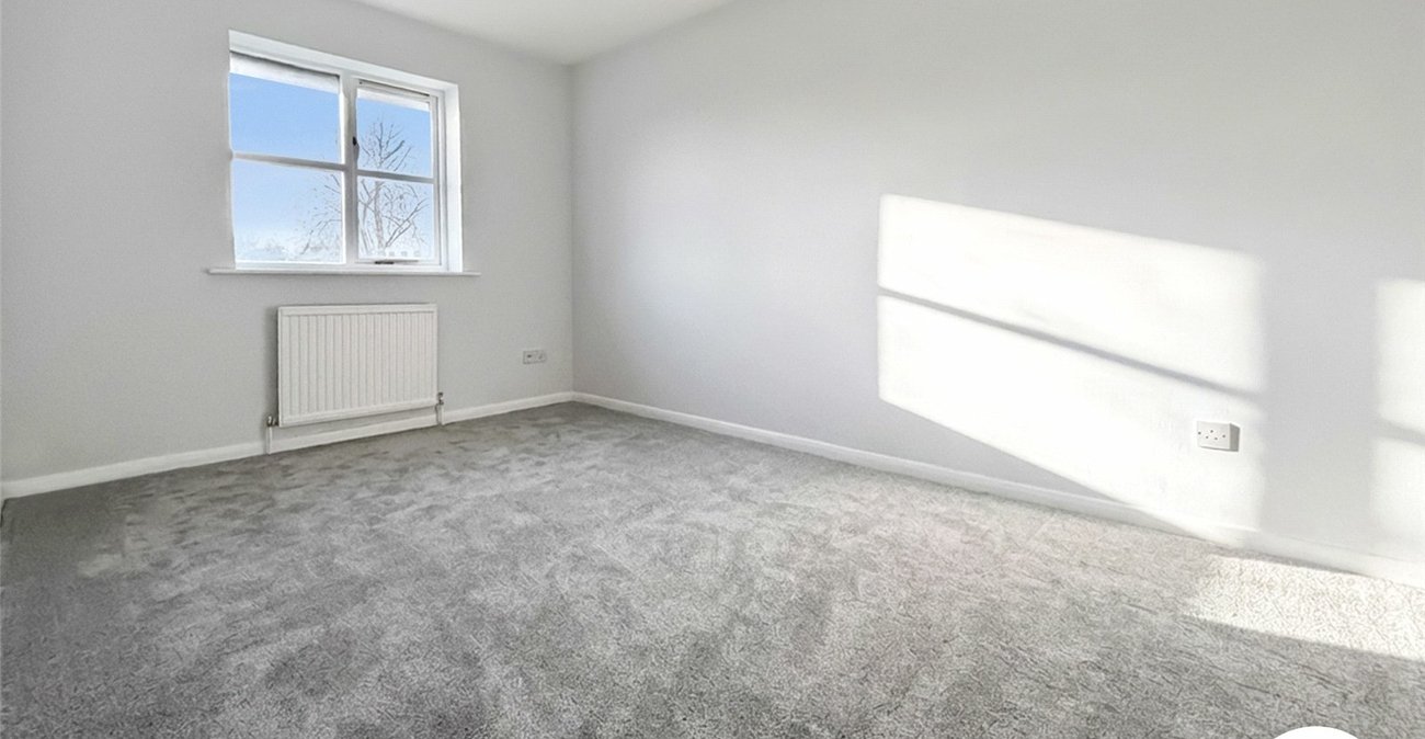 2 bedroom property to rent in Dartford | Robinson Jackson