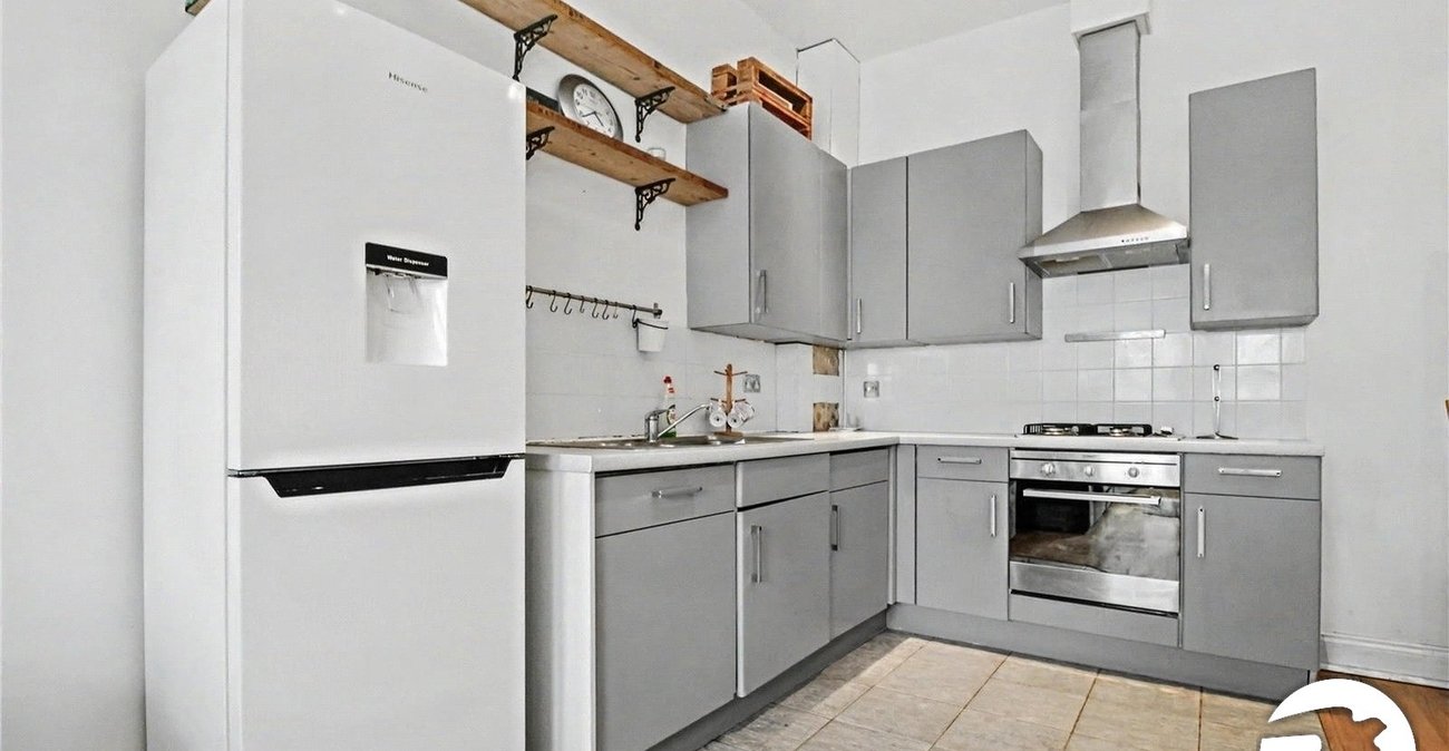 2 bedroom property to rent in Burrage Road | 