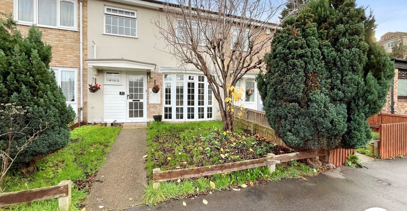 3 bedroom house to rent in Chatham | Robinson Michael & Jackson