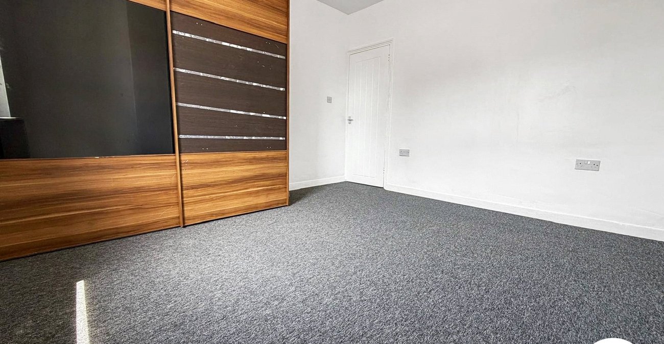 2 bedroom house to rent in Sittingbourne | Robinson Michael & Jackson