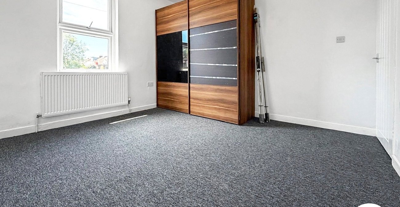 2 bedroom house to rent in Sittingbourne | Robinson Michael & Jackson