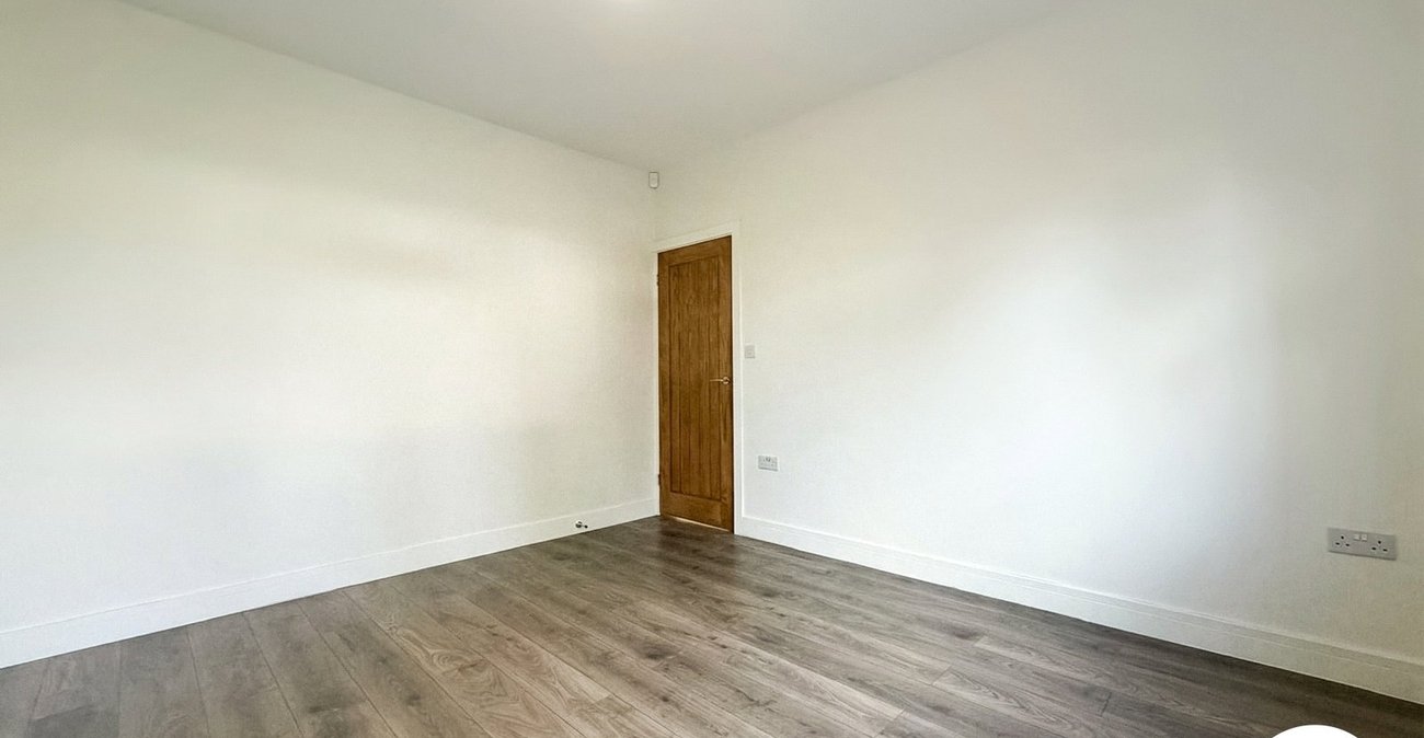 4 bedroom house to rent in Welling | 