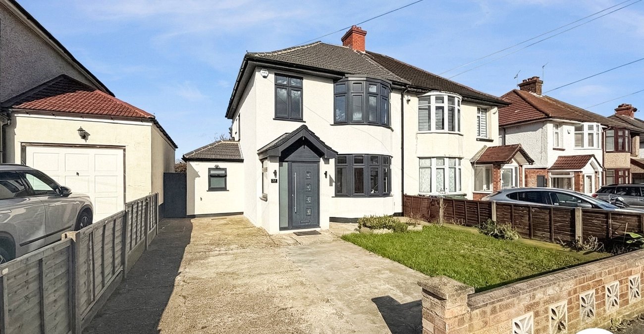 4 bedroom house to rent in Welling | 