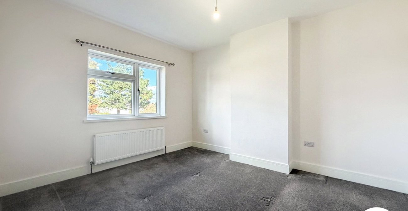4 bedroom house to rent in Welling | 