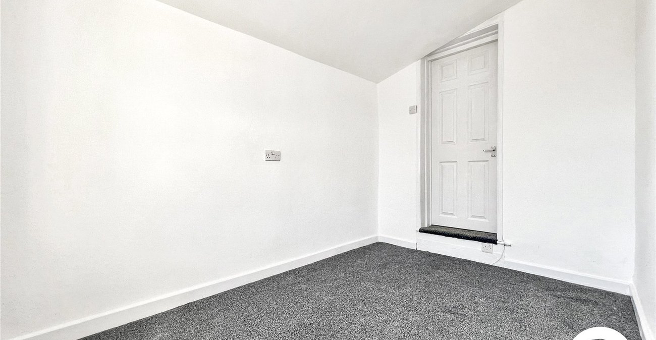 3 bedroom house to rent in Dartford | Robinson Jackson