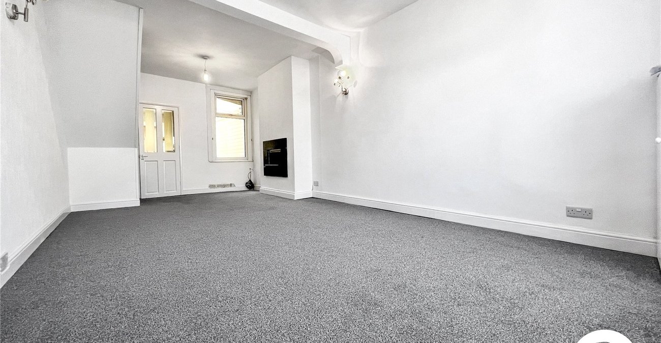 3 bedroom house to rent in Dartford | Robinson Jackson