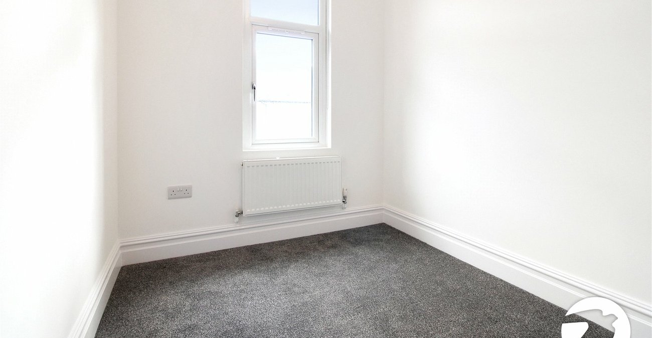 3 bedroom house to rent in Gravesend | Robinson Michael & Jackson