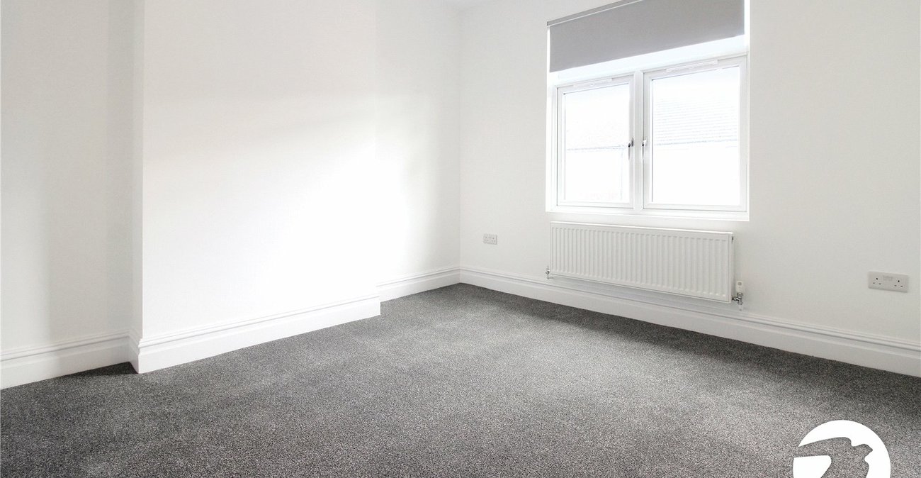 3 bedroom house to rent in Gravesend | Robinson Michael & Jackson