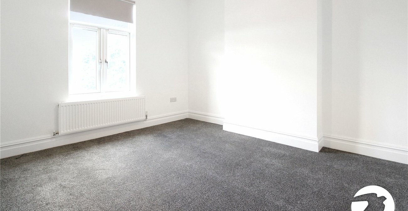 3 bedroom house to rent in Gravesend | Robinson Michael & Jackson