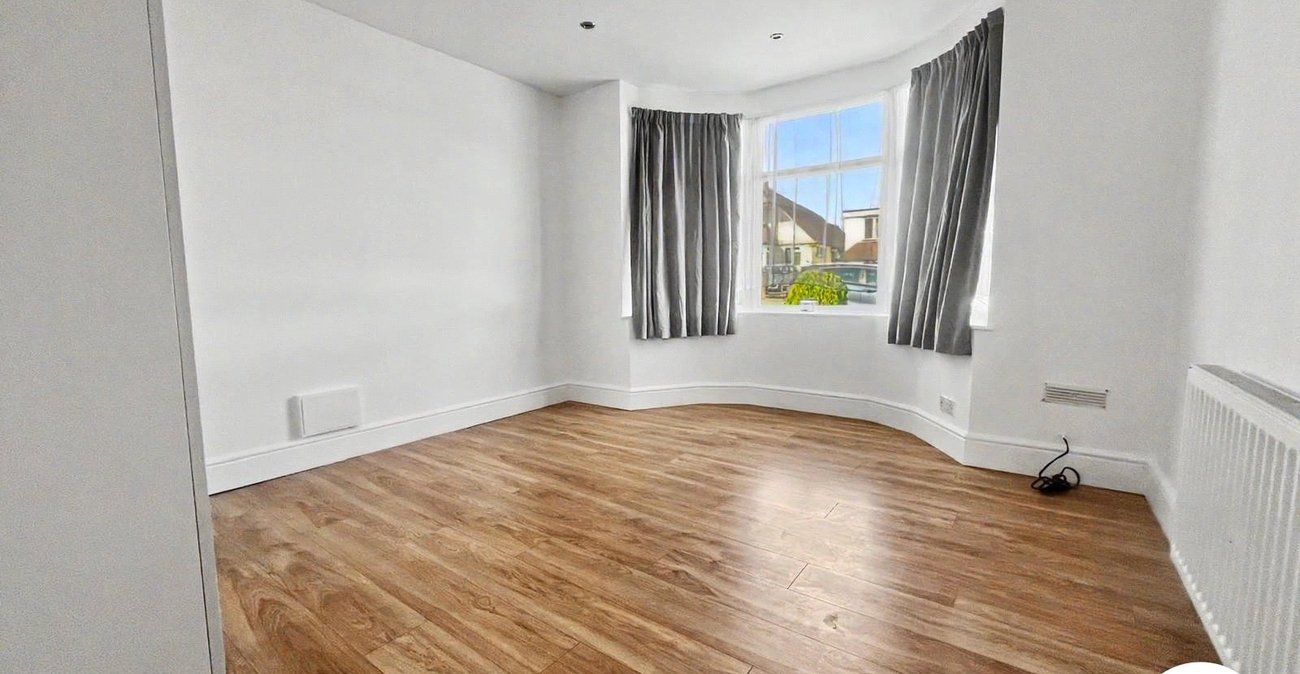 2 bedroom property to rent in Dartford | Robinson Jackson