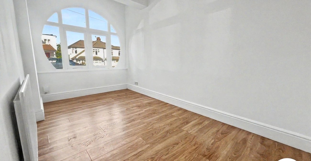 2 bedroom property to rent in Dartford | Robinson Jackson
