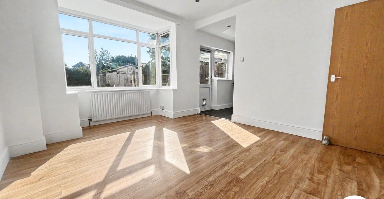 2 bedroom property to rent in Dartford | Robinson Jackson