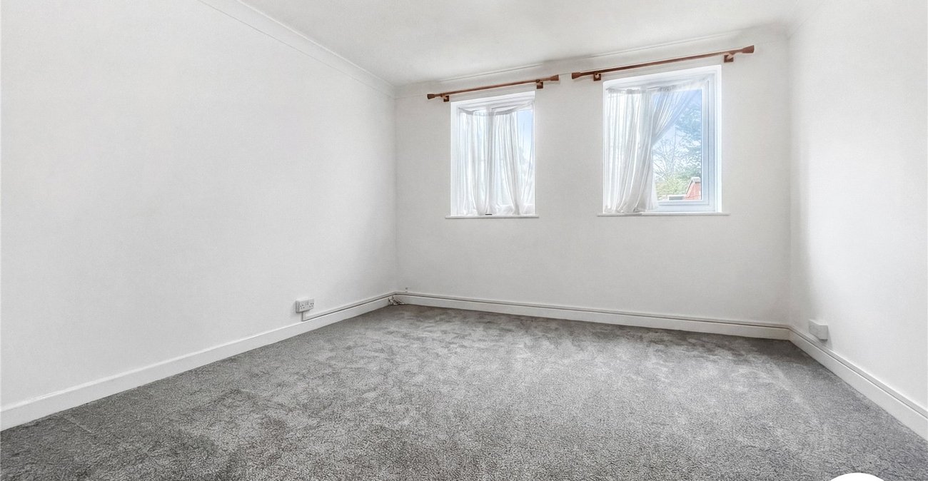1 bedroom property to rent in Gillingham | Robinson Michael & Jackson